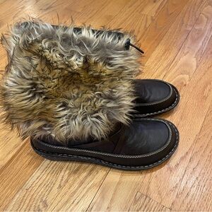 Women's Faux Fur Lined Leather Boots